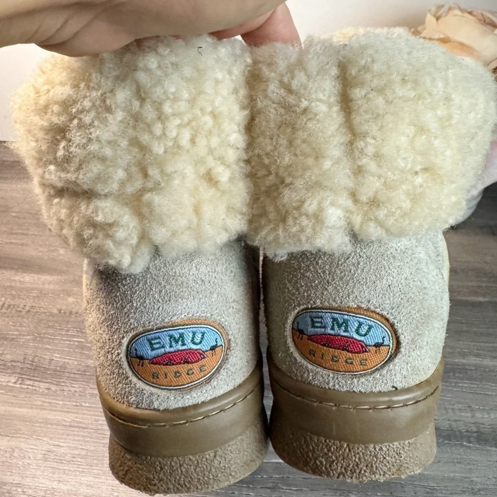 EMU Ridge Sofi Low Sheepskin Boots Womens 8/Mens 7